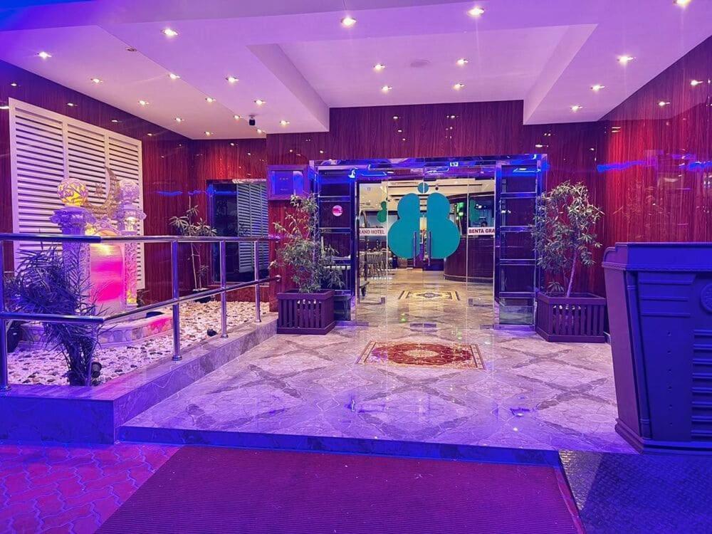 Benta Grand Hotel Llc Dubai Exterior photo
